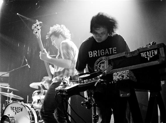 Slew_allaussie hip hop