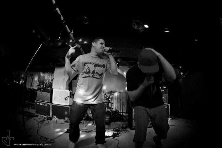 430235_362882660400498_785600342_n