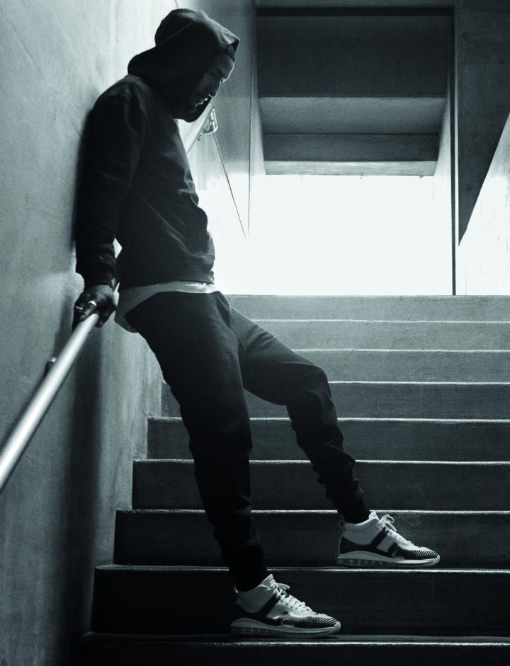 NIKE_JohnElliot_x_Lebron_05_native_1600